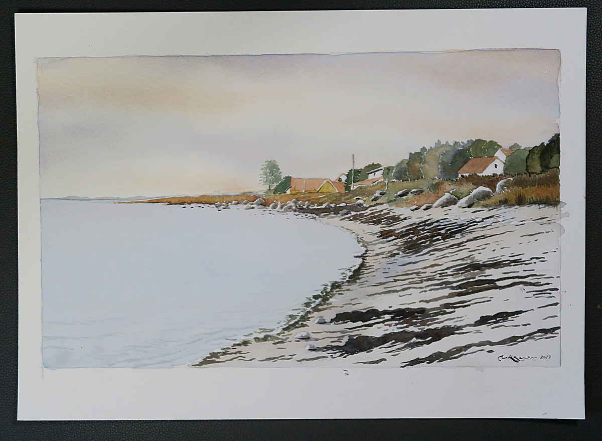 Beach with rocks - Image 2